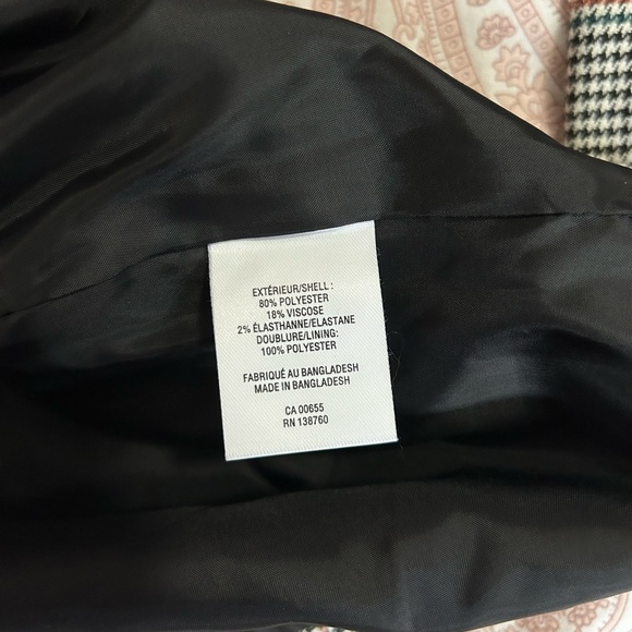 Reitman’s Plaid Blazer - Picture 5 of 6